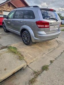 صورة رقم 4 من المزاد - 2017 DODGE JOURNEY SE مع VIN 3C4PDCAB0HT568316