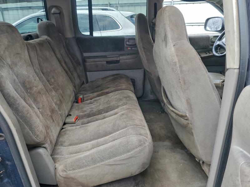 Photo 10 from auction – 2002 DODGE DAKOTA QUA with VIN 1B7HG38N92S591940