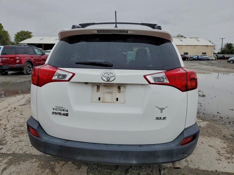 Photo 6 from auction – 2013 TOYOTA RAV4 XLE with VIN JTMWFREV1D5015312