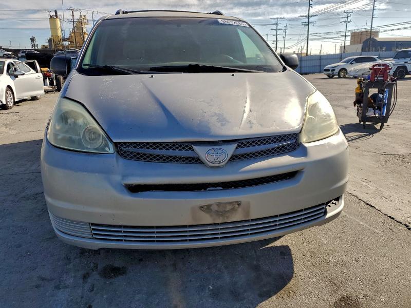 Photo 5 from auction – 2005 TOYOTA SIENNA CE with VIN 5TDZA23C25S293751