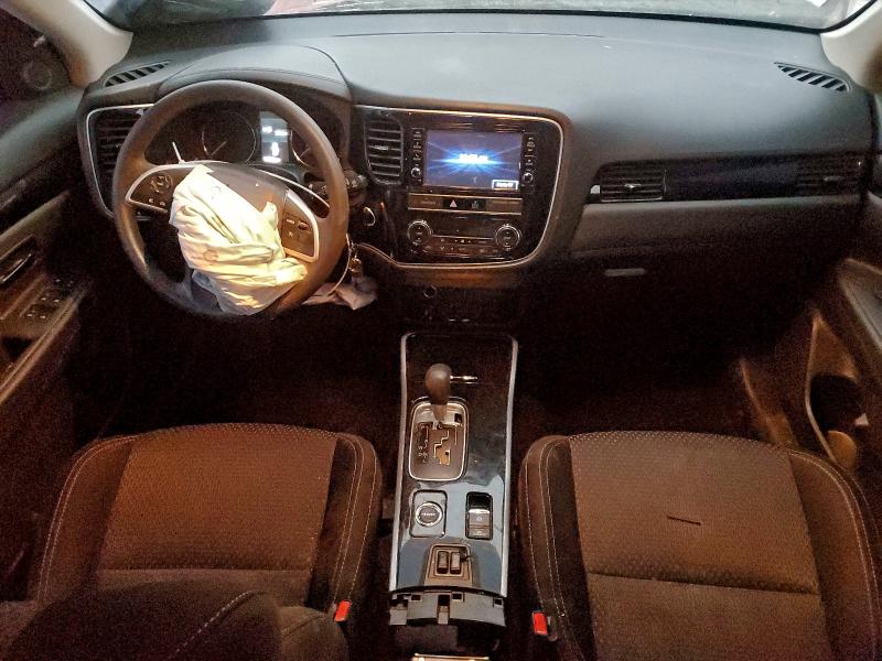 Photo 8 from auction – 2019 MITSUBISHI OUTLANDER with VIN JA4AZ3A35KZ047411