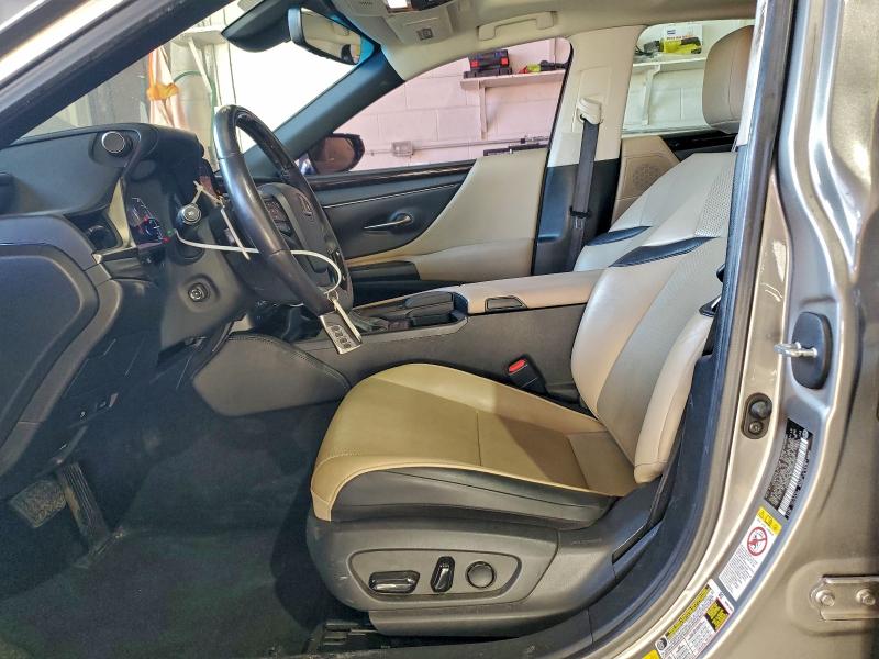 Photo 7 from auction – 2019 LEXUS ES 350 with VIN 58ABZ1B18KU026601