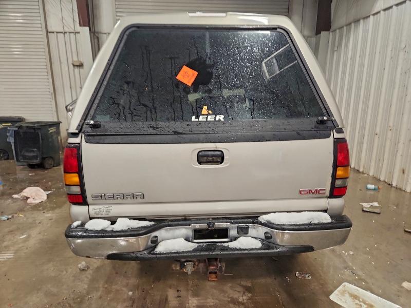 Photo 6 from auction – 2004 GMC NEW SIERRA with VIN 2GTEK19T941257459