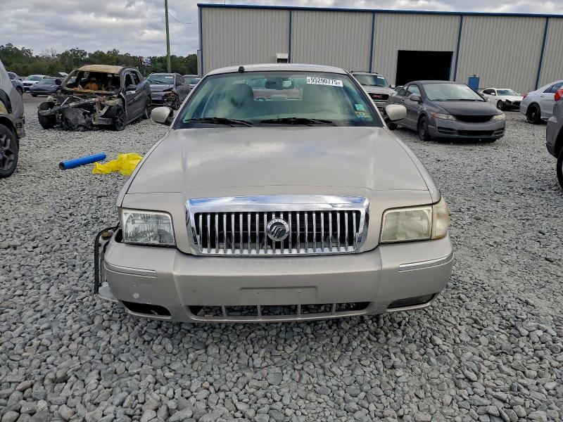 Photo 5 from auction – 2007 MERCURY GRAND MARQ with VIN 2MEFM75W77X604238
