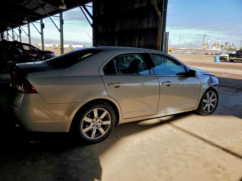 Photo 3 from auction – 2010 MERCURY MILAN PREM with VIN 3MEHM0JG4AR635418