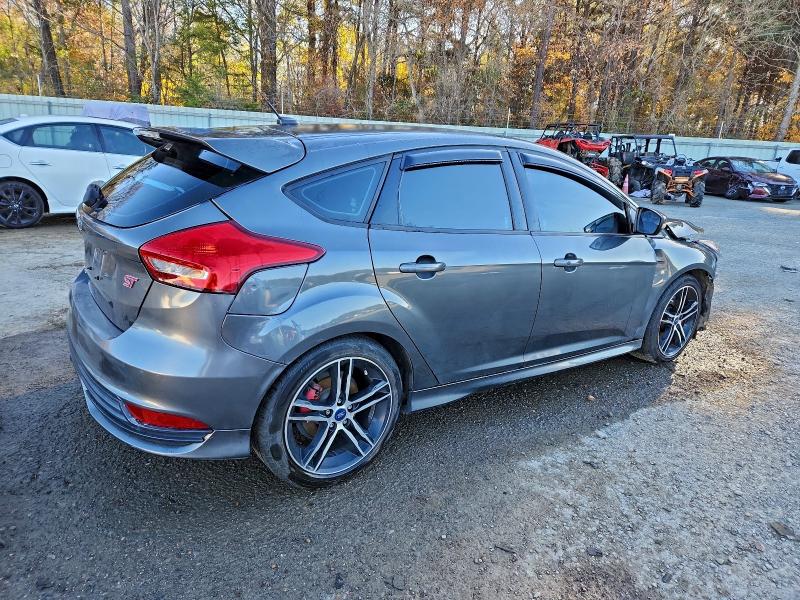Photo 3 from auction – 2018 FORD FOCUS with VIN 1FADP3L98JL208951