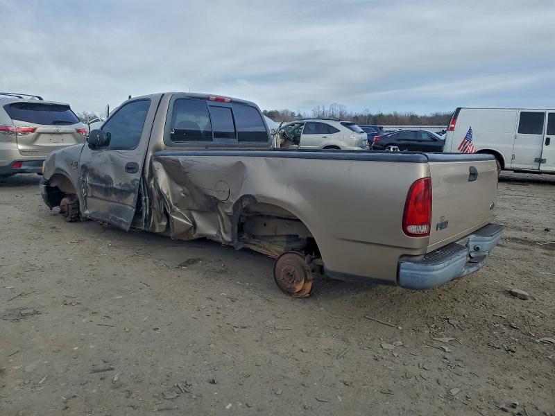 Photo 2 from auction – 2001 FORD F150 with VIN 1FTRF17W51KF03681