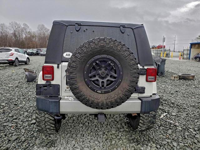 Photo 6 from auction – 2014 JEEP WRANGLER U with VIN 1C4BJWEG8EL110752