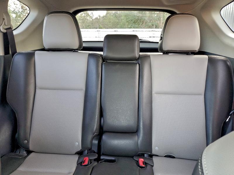 Photo 10 from auction – 2014 TOYOTA RAV4 LE with VIN JTMZFREV2ED040238
