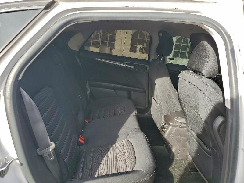Zdjęcie 10 z aukcji – 2016 FORD FUSION SE z VIN 3FA6P0HD4GR165840