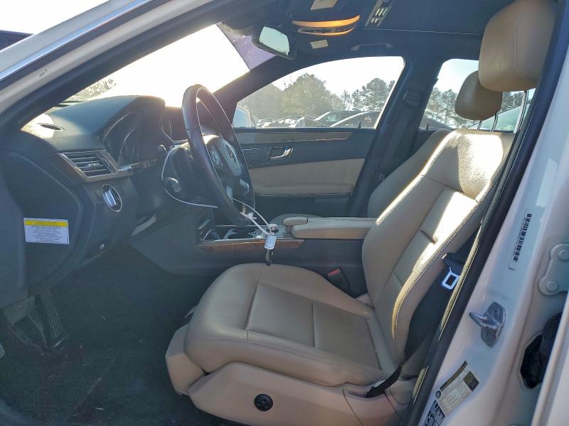 Photo 7 from auction – 2011 MERCEDES-BENZ E 350 with VIN WDDHF5GB9BA430795