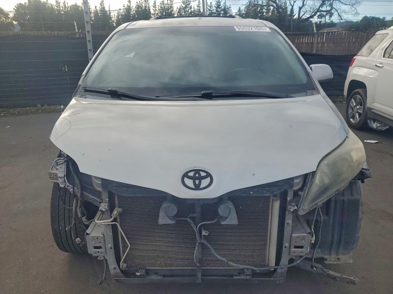 Photo 5 from auction – 2012 TOYOTA SIENNA SPO with VIN 5TDXK3DC4CS179532