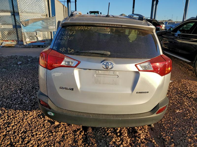 Photo 6 from auction – 2015 TOYOTA RAV4 LIMIT with VIN 2T3YFREV3FW194411