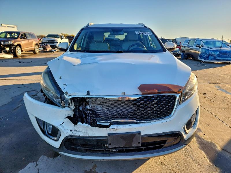 Photo 5 from auction – 2017 KIA SORENTO EX with VIN 5XYPHDA50HG314567