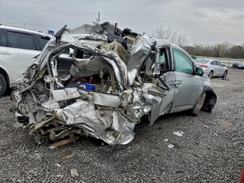 Photo 3 from auction – 2014 HONDA ODYSSEY EX with VIN 5FNRL5H64EB043172