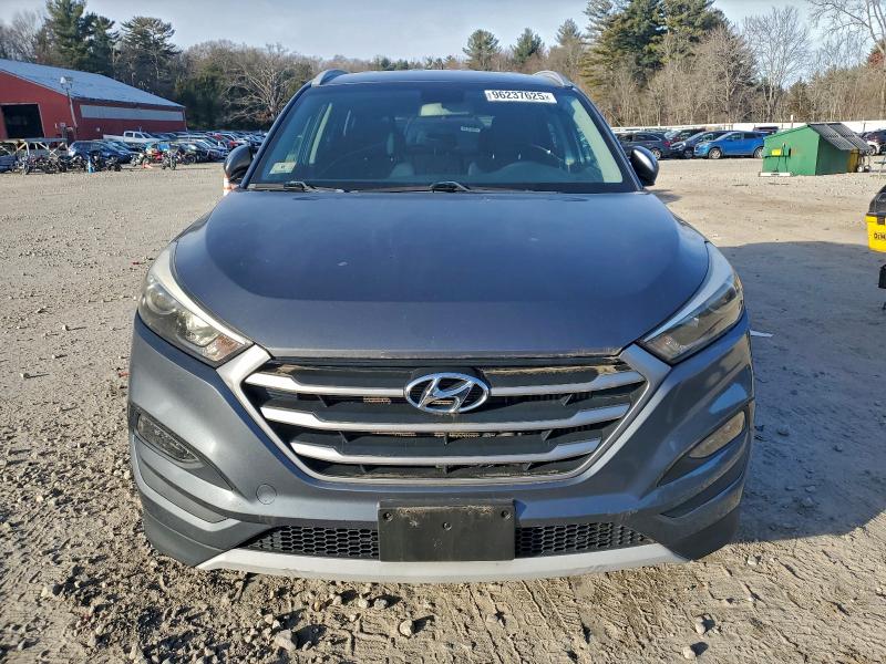 Photo 5 from auction – 2017 HYUNDAI TUCSON LIM with VIN KM8J3CA27HU304908