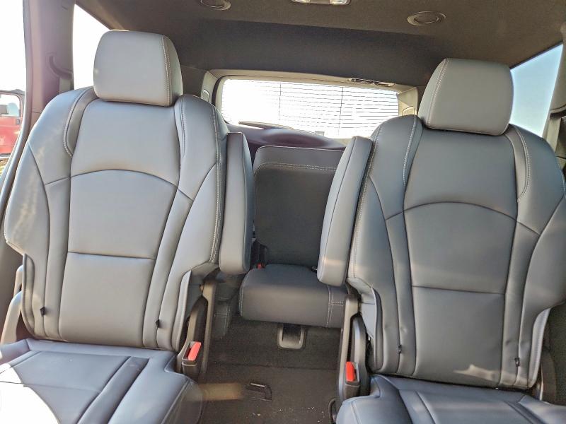 صورة رقم 10 من المزاد - 2023 BUICK ENCLAVE PR مع VIN 5GAEVBKW7PJ218642