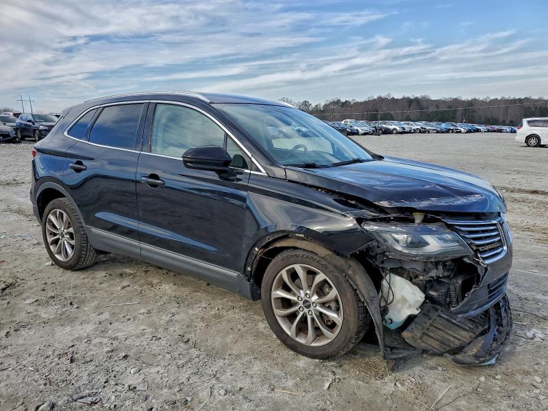 Photo 4 from auction – 2017 LINCOLN MKC SELECT with VIN 5LMCJ2C93HUL23567