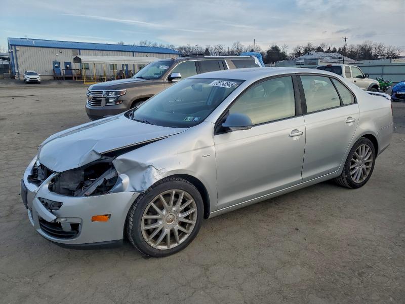 VOLKSWAGEN JETTA WOLF 2008 with VIN 3VWRJ71K38M118854 - Photo from auction