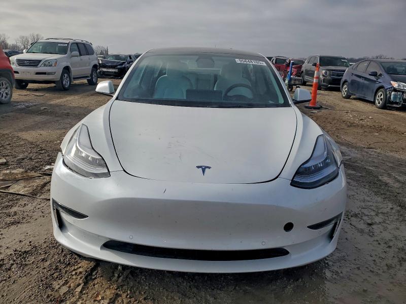 Photo 5 from auction – 2022 TESLA MODEL 3 with VIN 5YJ3E1EB2NF153809