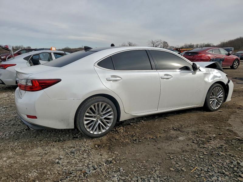 Photo 3 from auction – 2016 LEXUS ES with VIN JTHBK1GGXG2235837