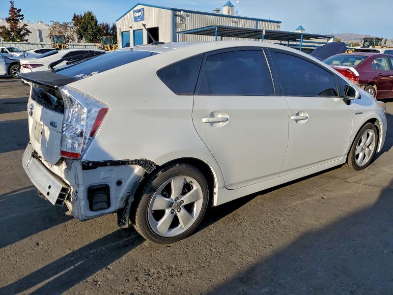 Photo 3 from auction – 2010 TOYOTA PRIUS with VIN JTDKN3DUXA1014458