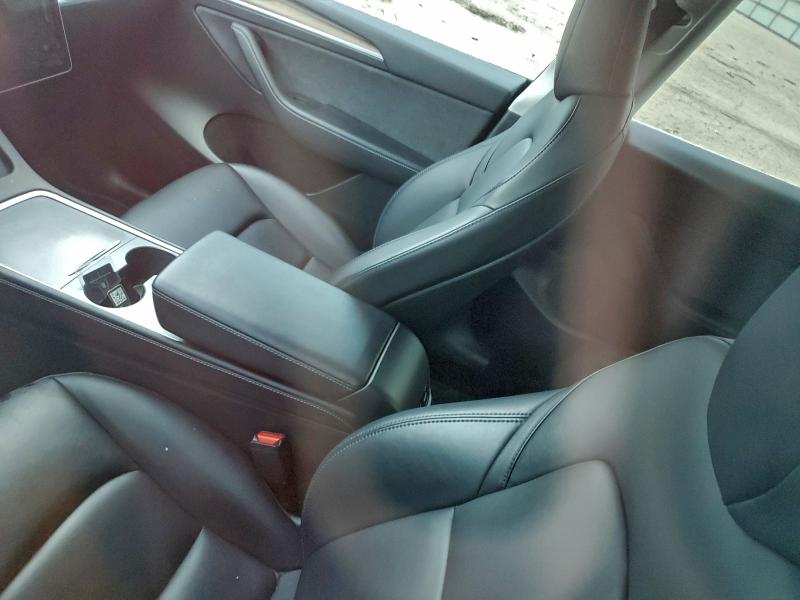 Photo 8 from auction – 2023 TESLA MODEL Y with VIN 7SAYGDEEXPF744231