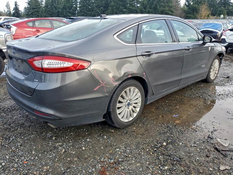 Photo 3 from auction – 2016 FORD FUSION SE with VIN 3FA6P0PU9GR385475