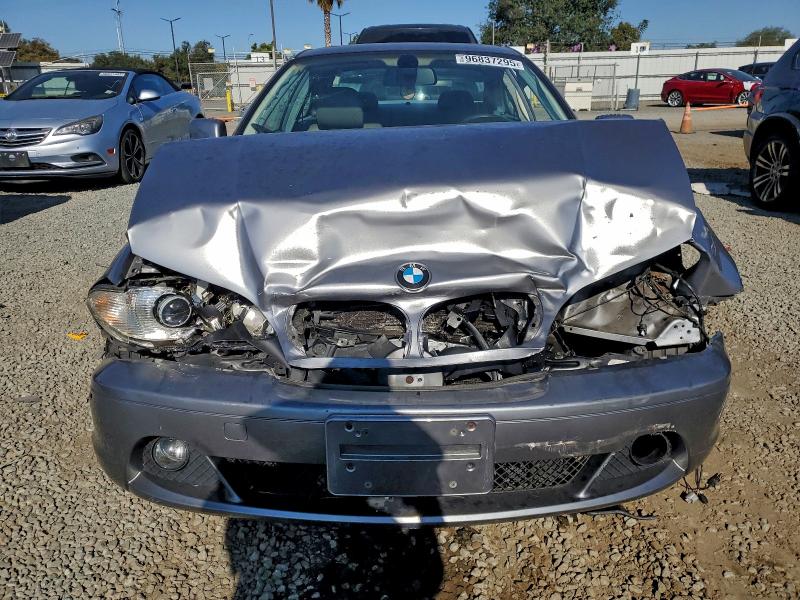 Photo 5 from auction – 2004 BMW 325 CI with VIN WBABD33434PL02826