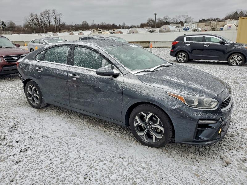 Photo 4 from auction – 2021 KIA FORTE FE with VIN 3KPF24AD0ME389927