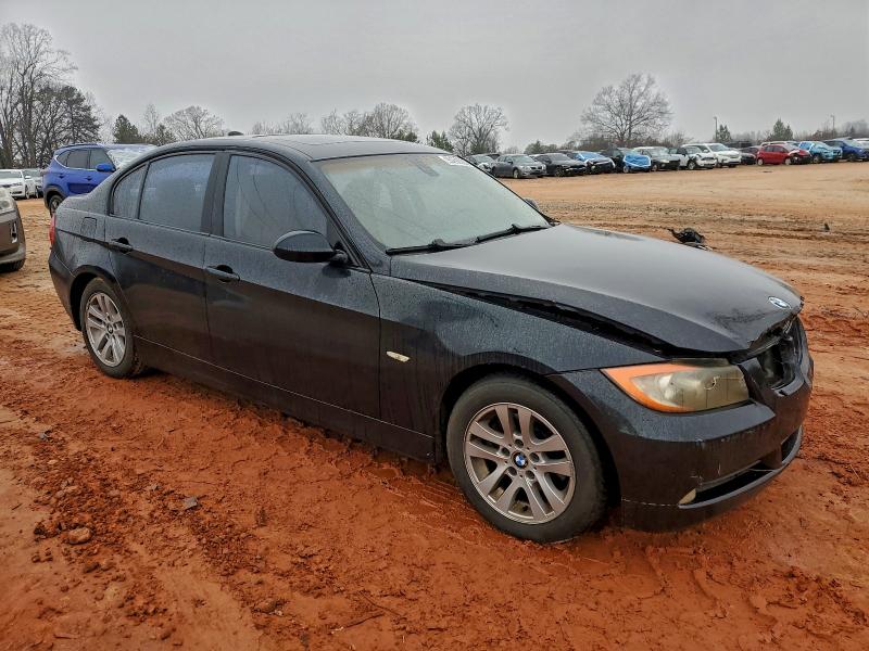 Zdjęcie 4 z aukcji – 2006 BMW 325 I z VIN WBAVB13506PT08554