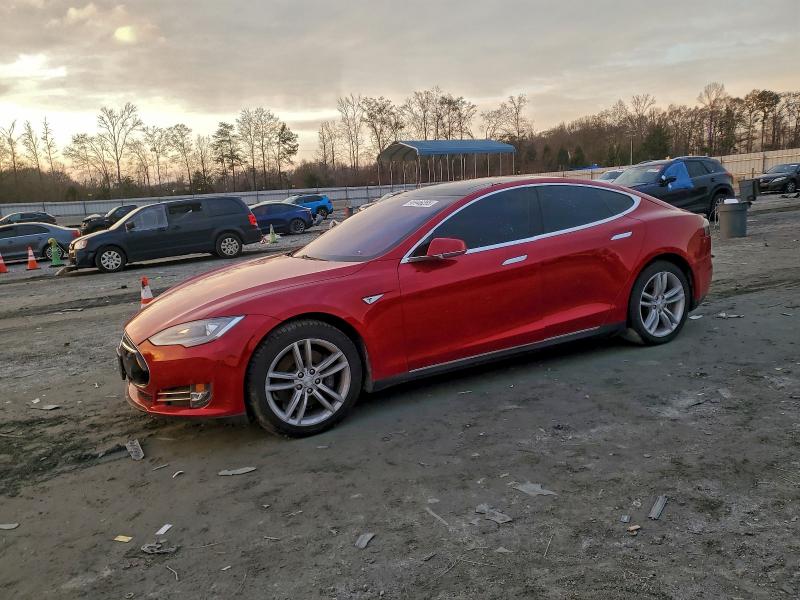 TESLA MODEL S 2014 with VIN 5YJSA1S13EFP35551 - Photo from auction