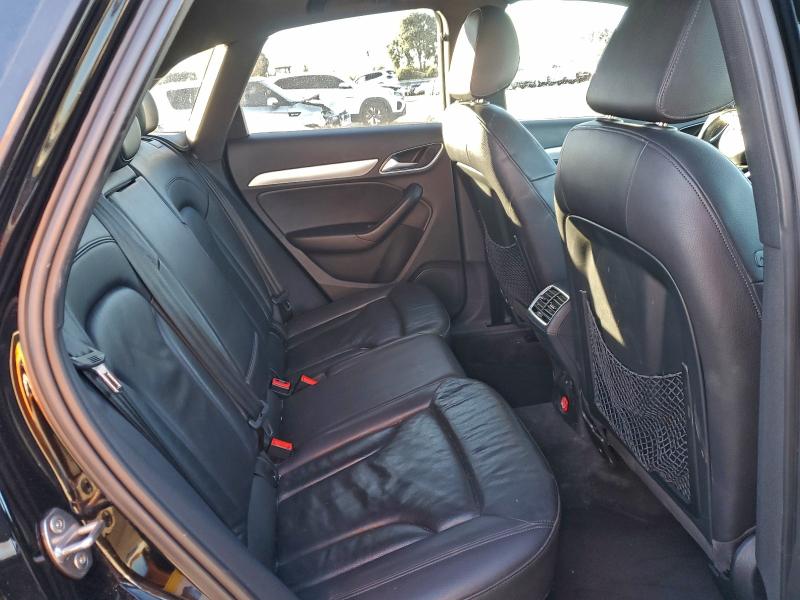 Photo 11 from auction – 2015 AUDI Q3 PREMIUM with VIN WA1BFCFS6FR009026