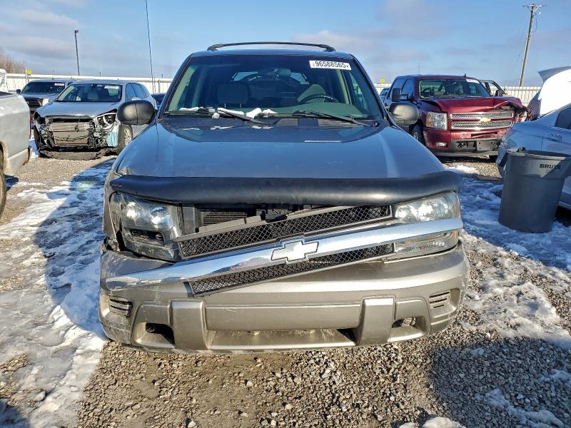 Photo 5 from auction – 2002 CHEVROLET TRAILBLAZE with VIN 1GNDS13S822247618