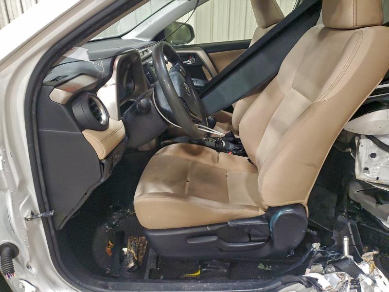 Photo 7 from auction – 2014 TOYOTA RAV4 XLE with VIN JTMRFREV9ED079960