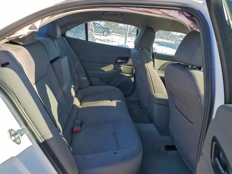 Photo 10 from auction – 2015 CHEVROLET MALIBU LS with VIN 1G11A5SL1FU126027
