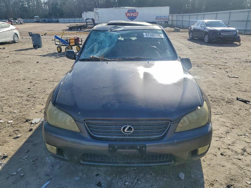 Photo 5 from auction – 2001 LEXUS IS 300 with VIN JTHBD182X10021608