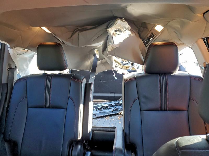 Photo 10 from auction – 2019 TOYOTA HIGHLANDER with VIN 5TDJZRFH3KS988855