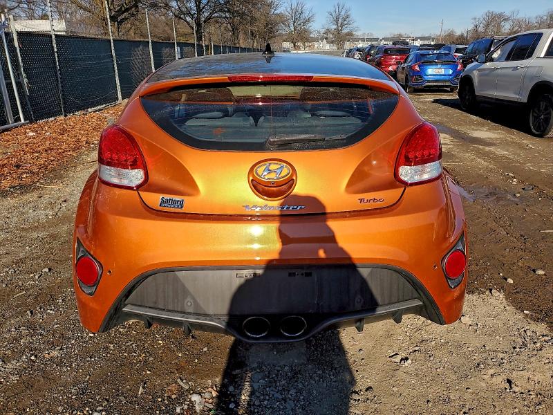 Photo 6 from auction – 2015 HYUNDAI VELOSTER T with VIN KMHTC6AE5FU228560