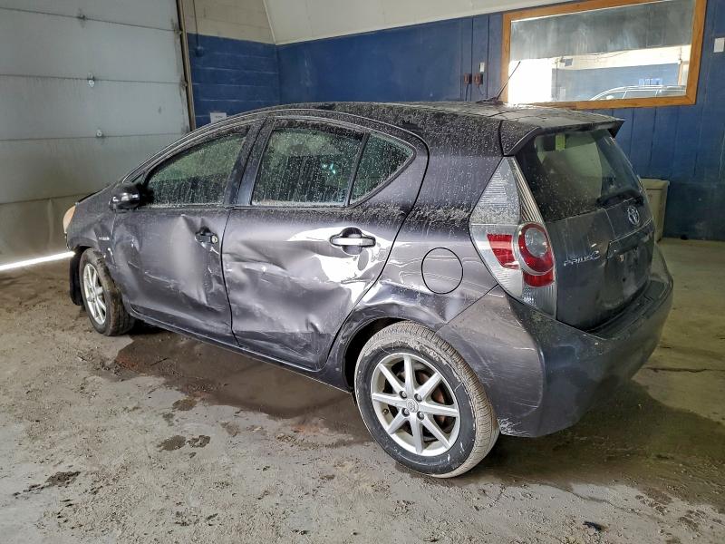 Photo 2 from auction – 2013 TOYOTA PRIUS C with VIN JTDKDTB33D1533739