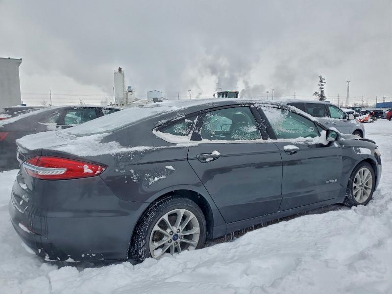 Photo 3 from auction – 2019 FORD FUSION SE with VIN 3FA6P0LU2KR218907