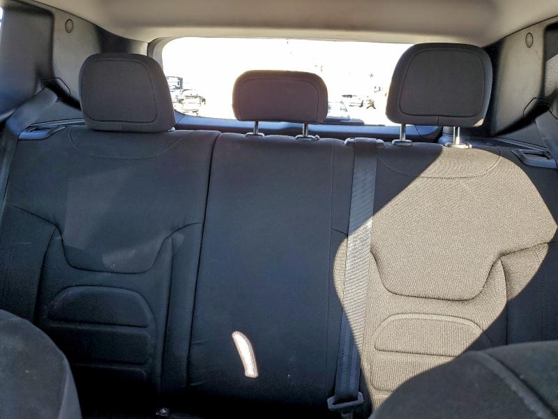 Фото 10 с аукциона – 2017 JEEP RENEGADE с VIN ZACCJBBB4HPF94568