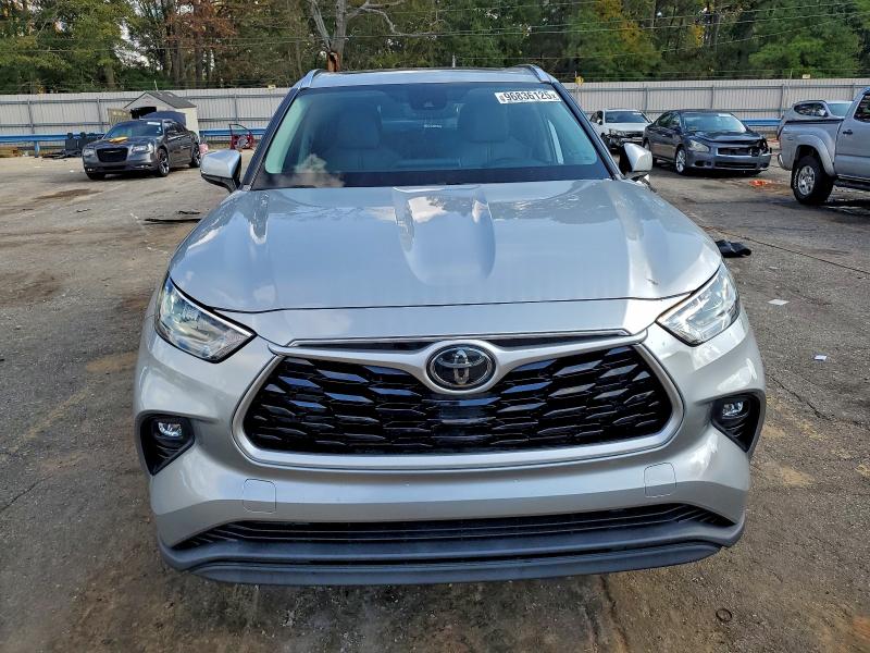 Photo 5 from auction – 2020 TOYOTA HIGHLANDER with VIN 5TDGZRAH6LS000888