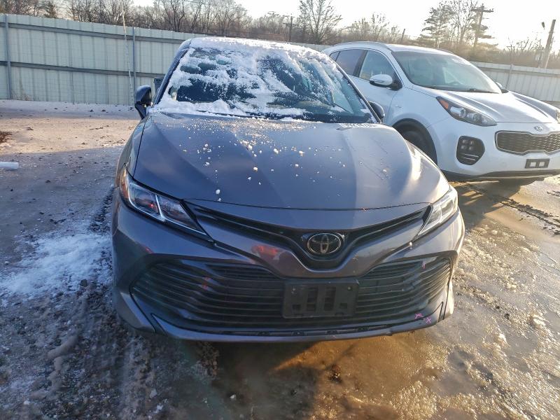 Photo 5 from auction – 2020 TOYOTA CAMRY LE with VIN 4T1C11BK5LU005685