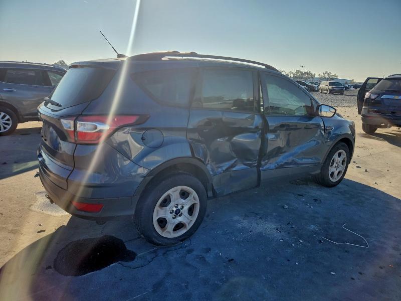 Photo 3 from auction – 2018 FORD ESCAPE S with VIN 1FMCU0F77JUB36895