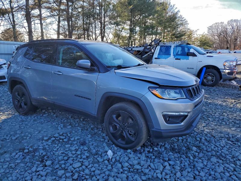Photo 4 from auction – 2021 JEEP COMPASS LA with VIN 3C4NJDBB0MT547481