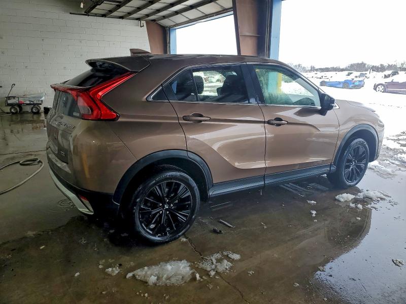 Photo 3 from auction – 2018 MITSUBISHI ECLIPSE CR with VIN JA4AT4AA7JZ046474