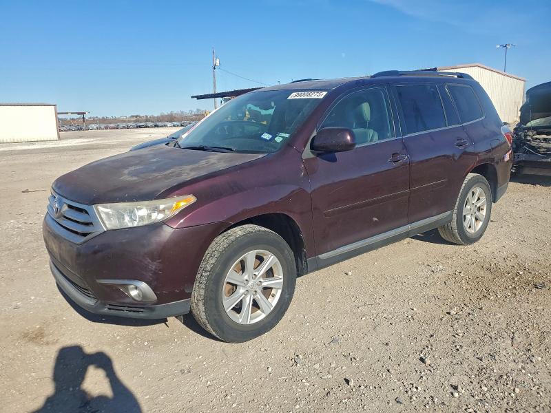 TOYOTA HIGHLANDER 2011 with VIN 5TDZK3EH9BS035945 - Photo from auction