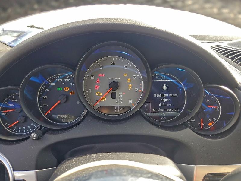 صورة رقم 9 من المزاد - 2018 PORSCHE CAYENNE S مع VIN WP1AB2A29JLA61159