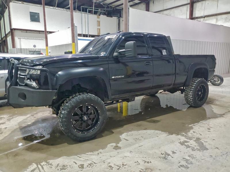 CHEVROLET SILVERADO 2005 with VIN 1GCHK29U85E176822 - Photo from auction